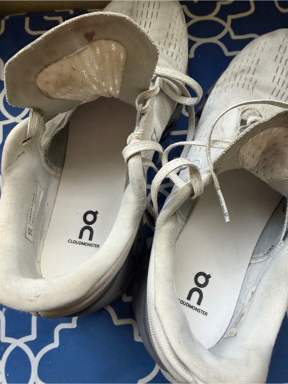 On Running Women’s Athletic Shoes in Light Beige and Gray - Picture 9 of 10